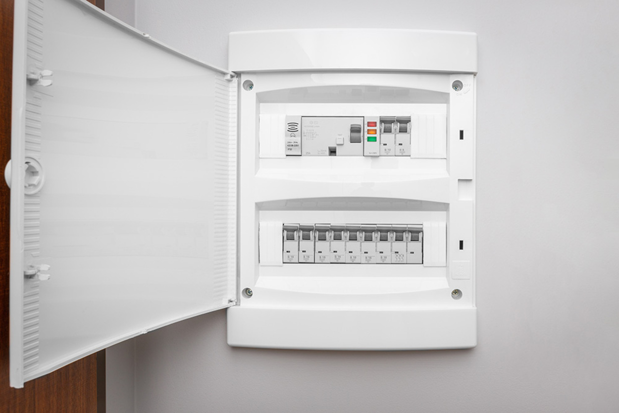 Über­spannungs­schutz bei Hansen & Zängler Elektrotechnik in Gemünden